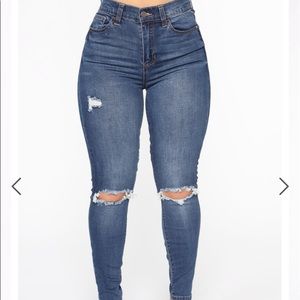 Abi Sculpting Ankle Jeans - Medium Blue Wash